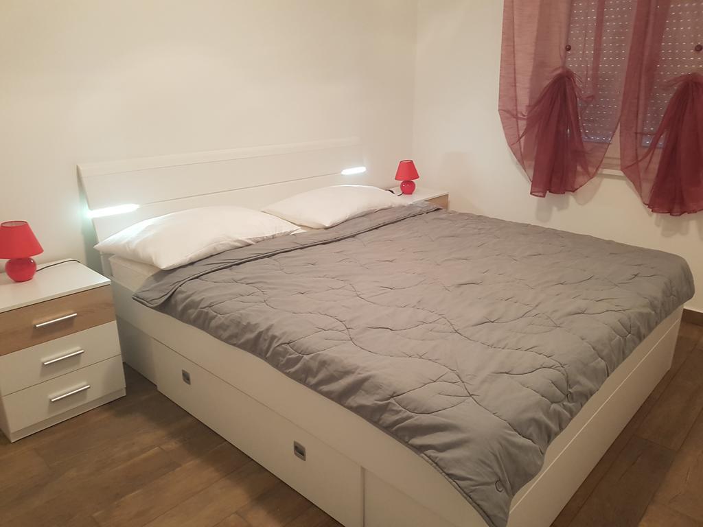 Apartments Tereza เซนญ์ ภายนอก รูปภาพ